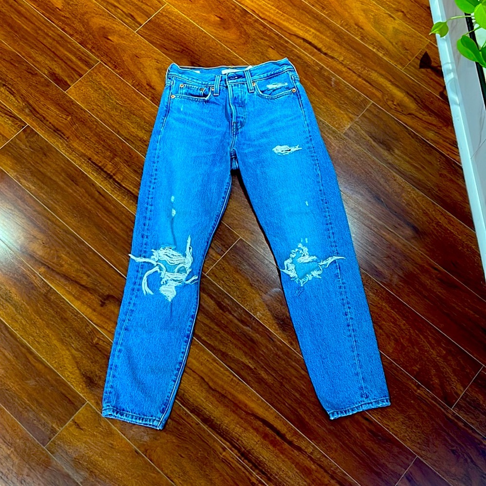 Levi’s wedgie jeans size 25 100% cotton no stretch